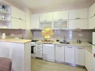 Izdavanje, dvosoban stan, 70m², City Kvart, Podgorica - image 4