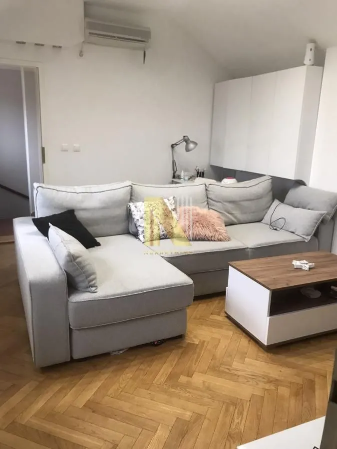 Prodaja, stan, 130m², Grbavica, Novi Sad Sve Podlokacije