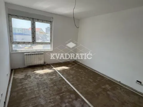 Prodaja, četvorosoban stan, 112m², Zemun Gornji Grad, Zemun Sve Podlokacije - image 9
