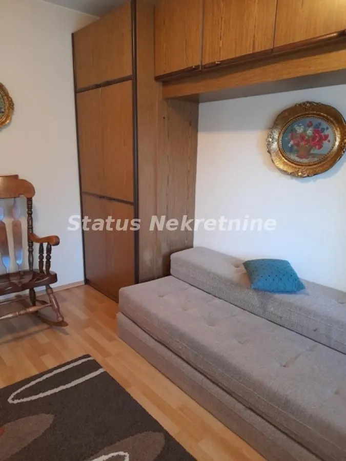 Prodaja, kuća, 360m², Sremska Kamenica, Petrovaradin