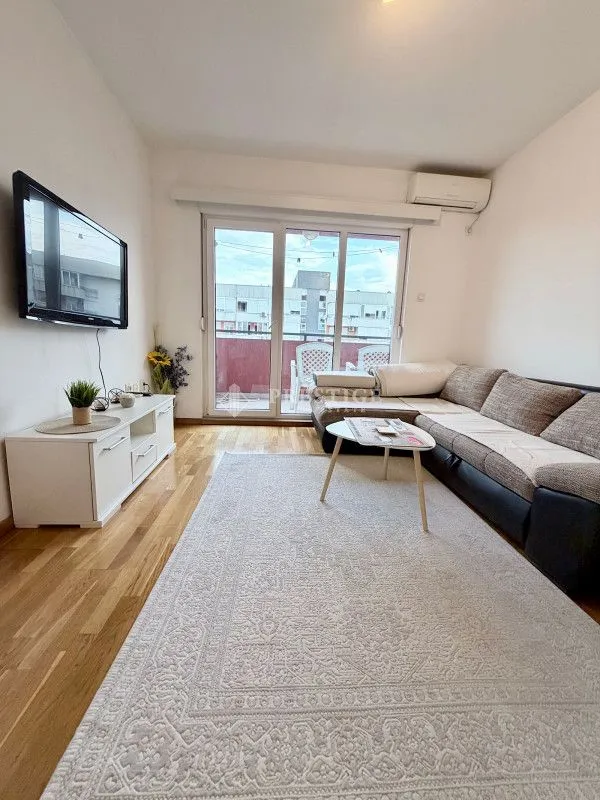 Rent, studio apartment, 30m², Tuški Put, Podgorica