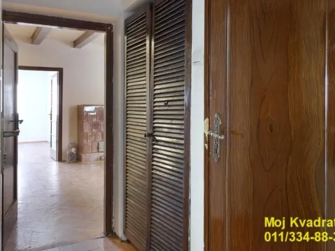 Prodaja, četvorosoban stan, 100m², Savski Venac, Beograd - image 16