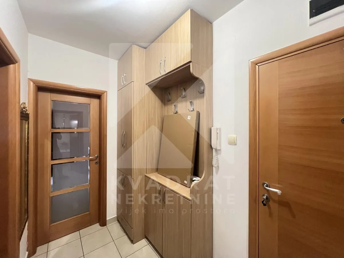 Rent, one bedroom apartment, 52m², Nova Dalmatinska, Podgorica