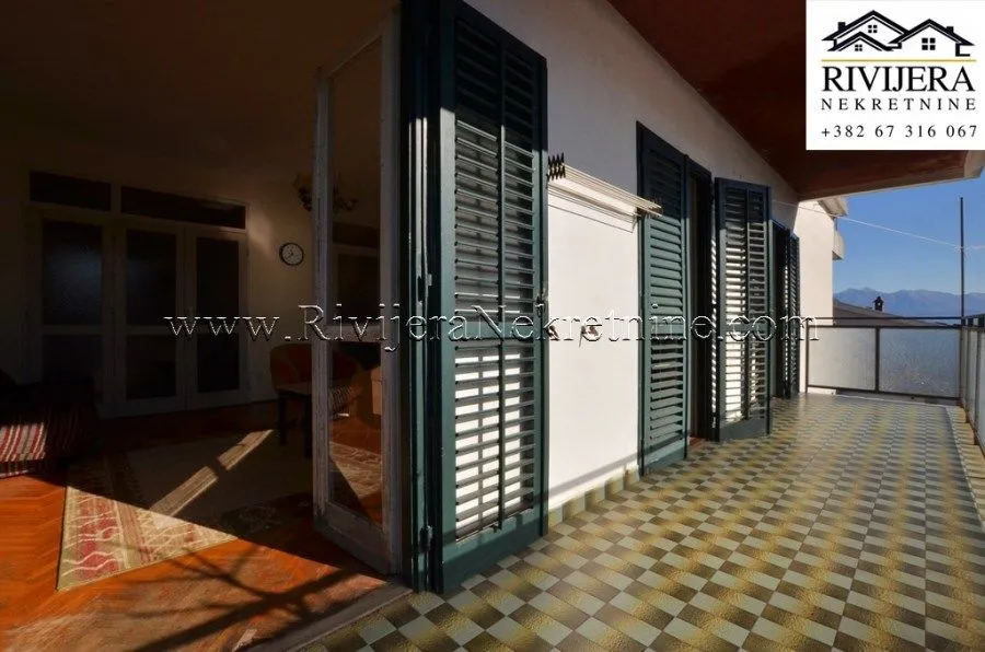 Prodaja, kuća, 372m², Centar, Herceg Novi