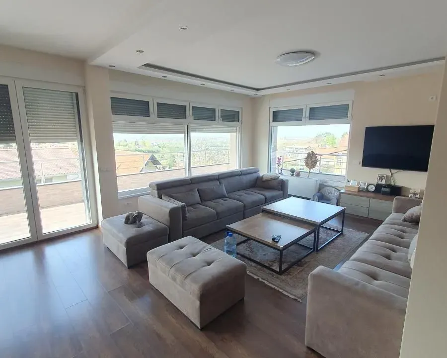 Sale, house, 460m², Sremska Kamenica, Petrovaradin