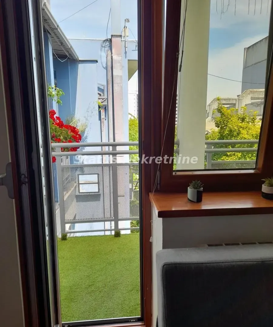 Prodaja, jednosoban stan, 42m², Centar, Novi Sad