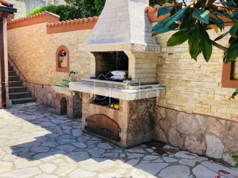 Prodaja, kuća, 120m², Kotor, Crna Gora - image 4