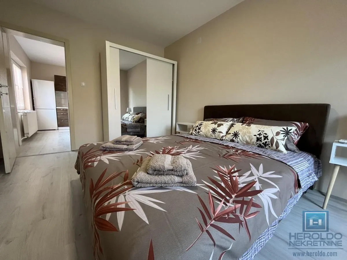 Prodaja, kuća, 400m², Tavrića obori, Jagodina