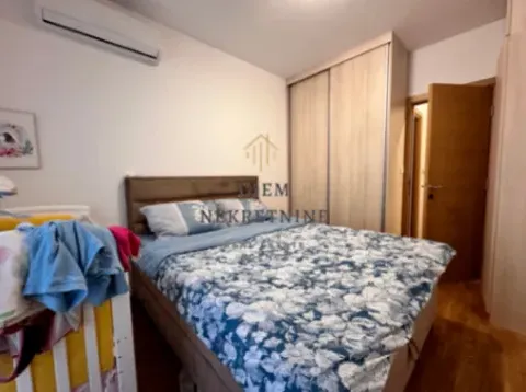 Izdavanje, dvosoban stan, 80m², City Kvart, Podgorica - image 10