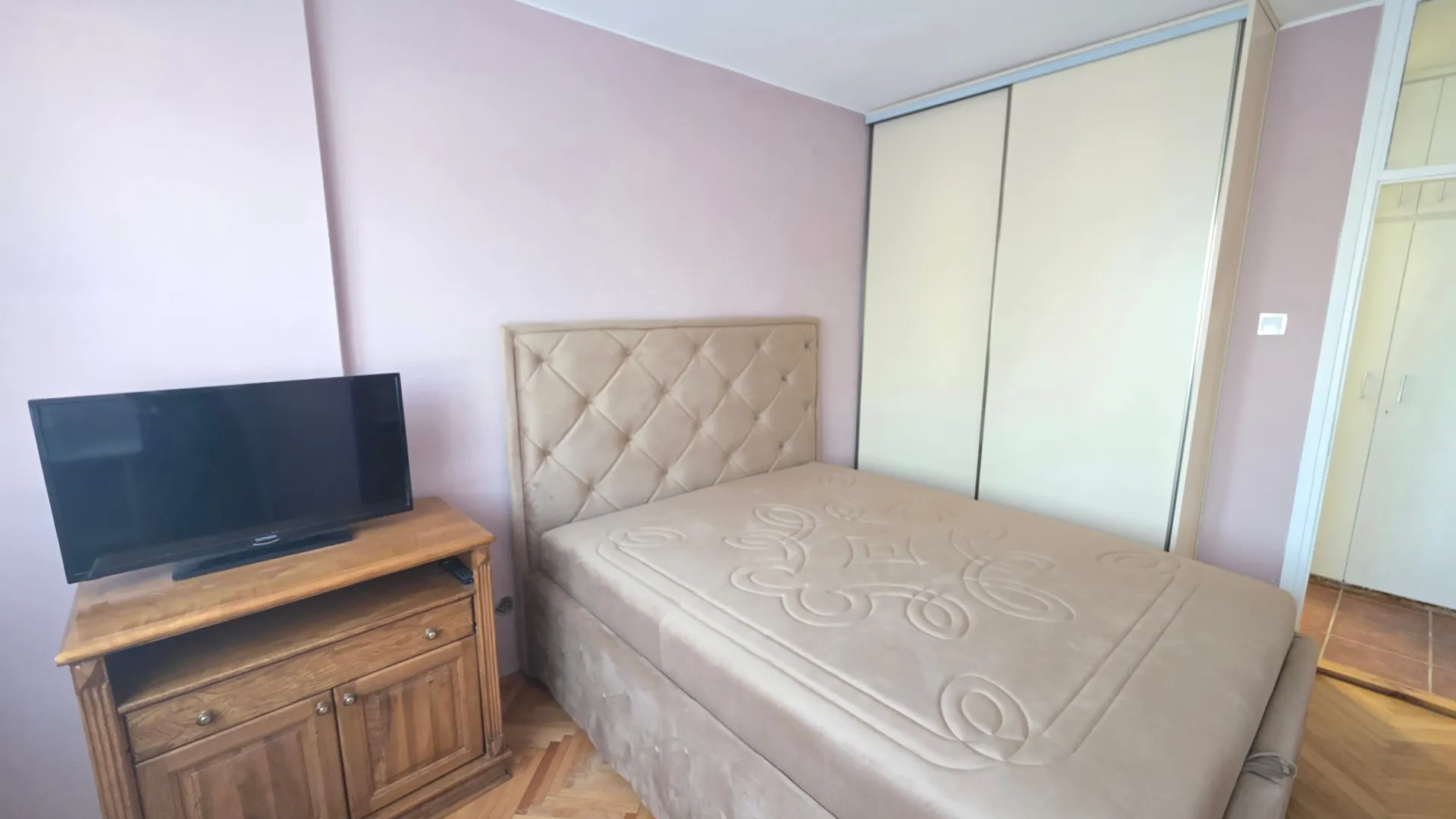 Rent, one bedroom apartment, 45m², Preko Morače, Podgorica