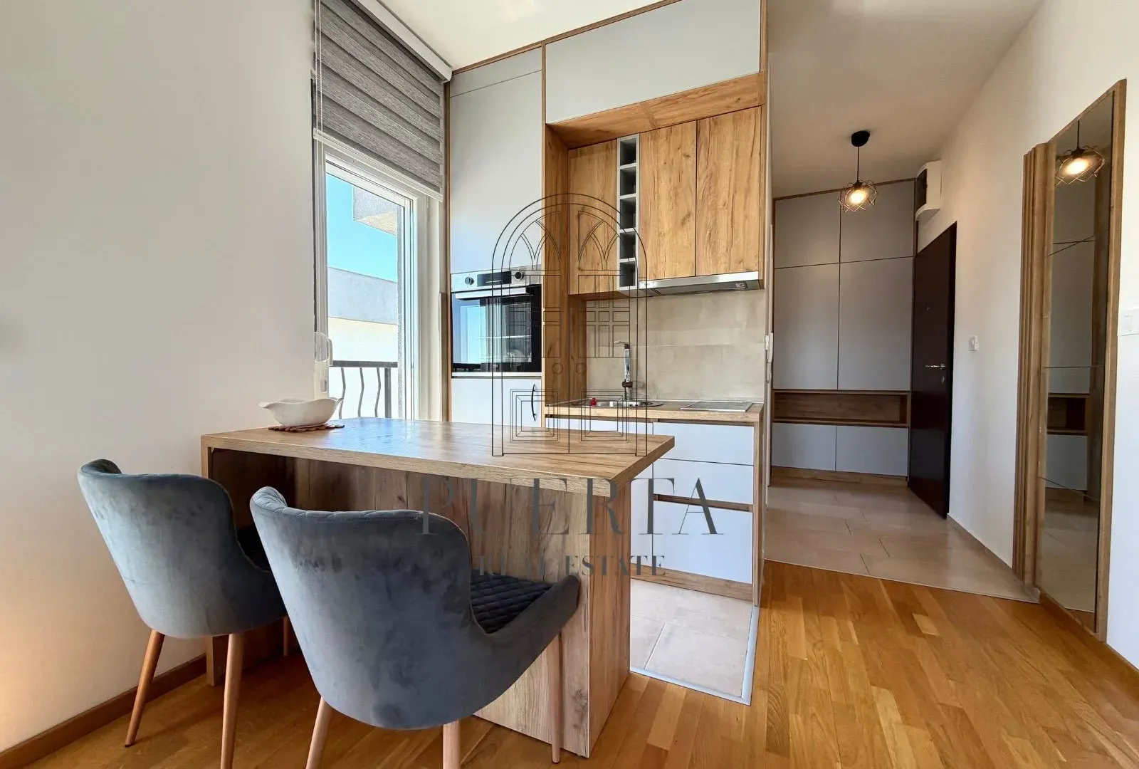 Rent, studio apartment, 27m², Stari Aerodrom, Podgorica