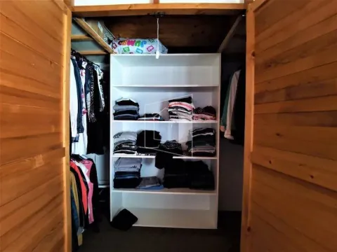 Izdavanje, kuća, 250m², Stari Aerodrom, Podgorica - image 17