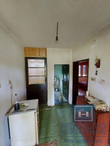 Prodaja, kuća, 240m², Donje Štiplje, Jagodina