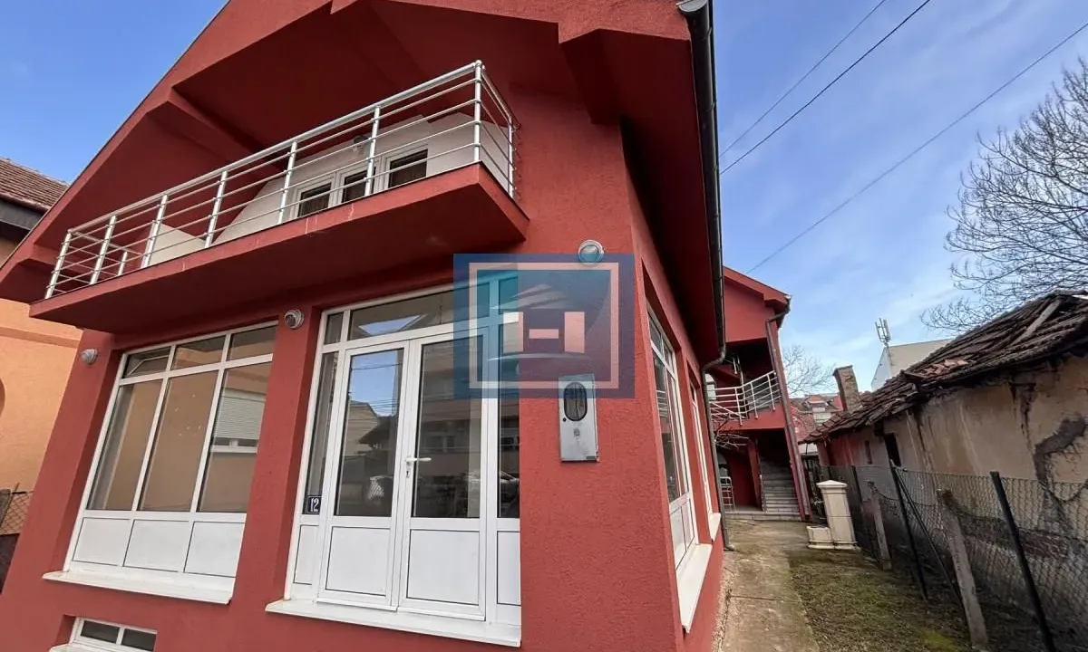 Sale, house, 350m², Centar, Jagodina