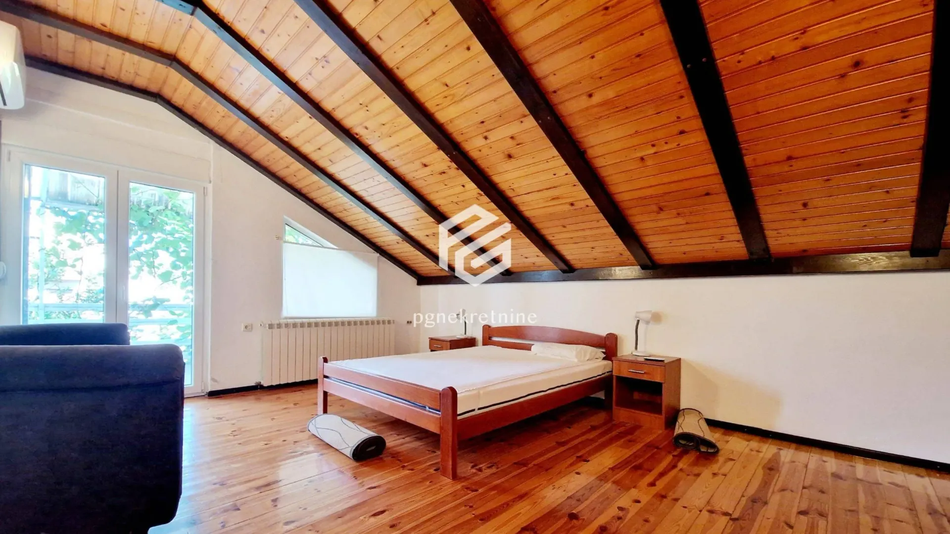 Izdavanje, kuća, 250m², Stari Aerodrom, Podgorica