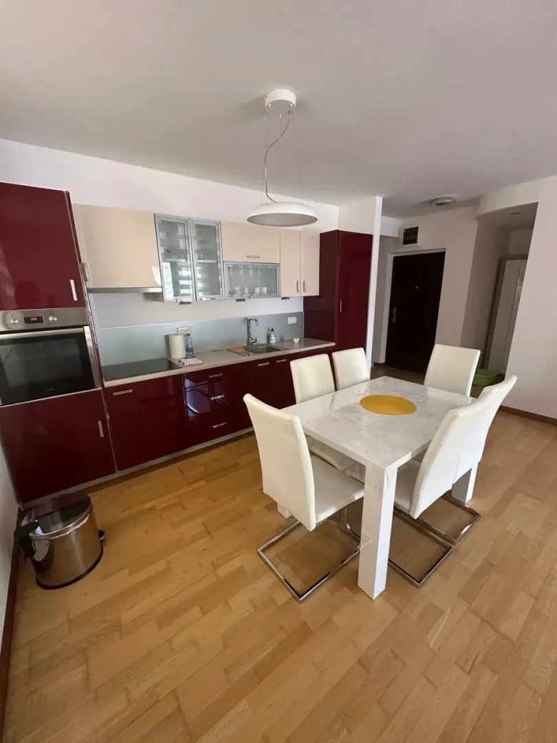 Prodaja, dvosoban stan, 66m², Pržno, Budva