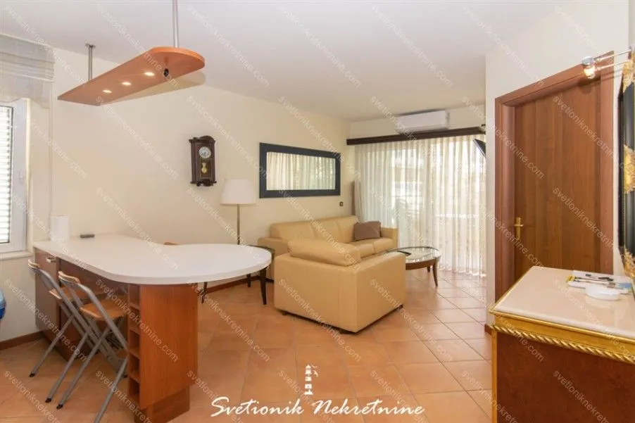 Prodaja, jednosoban stan, 48m², Savina, Herceg Novi