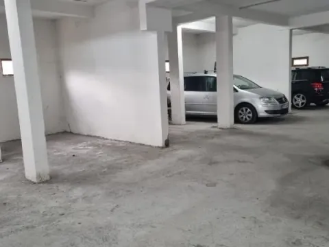 Sale, one bedroom apartment, 46m², Petrovac, Budva - image 5