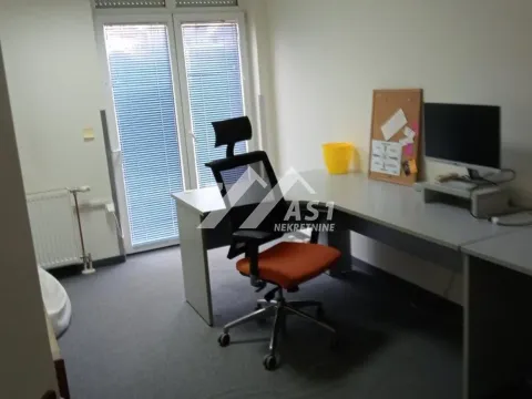 Rent, office space, 720m², Novi Sad Sve Podlokacije, Novi Sad - image 2