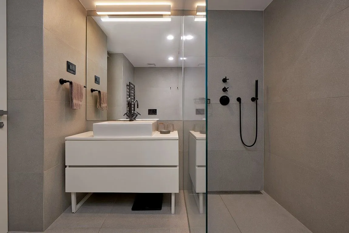 Sale, two bedroom apartment, 100m², Centar, Budva