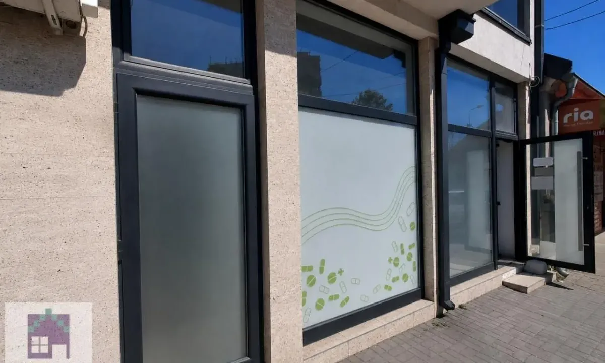 Prodaja, poslovni prostor, 130m², Obrenovac, Beograd