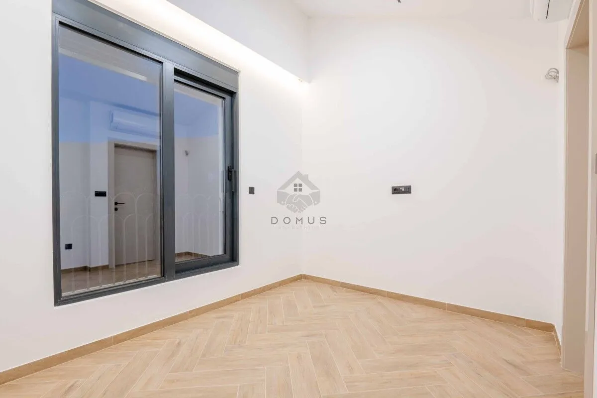 Sale, house, 240m², Kamenovo, Budva