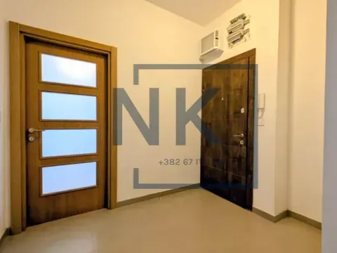 Prodaja, dvosoban stan, 72m², Stari Aerodrom, Podgorica - image 9