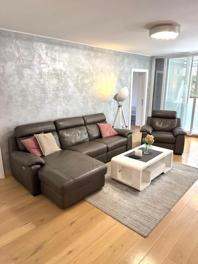 Rent, three bedroom apartment, 94m², Lion, Zvezdara Sve Podlokacije