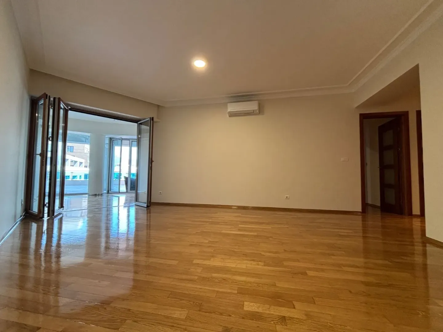 Rent, two bedroom apartment, 100m², Centar, Podgorica