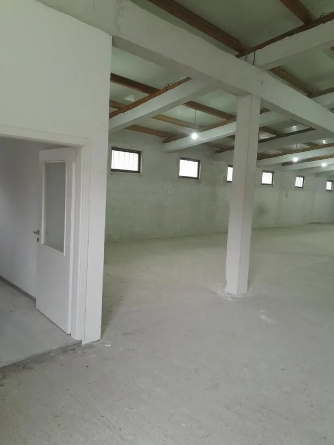 Rent, office space, 280m², Niš, Srbija