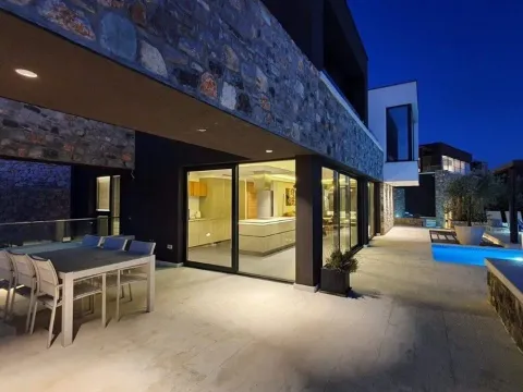 Rent, house, 234m², Masline, Podgorica - image 8