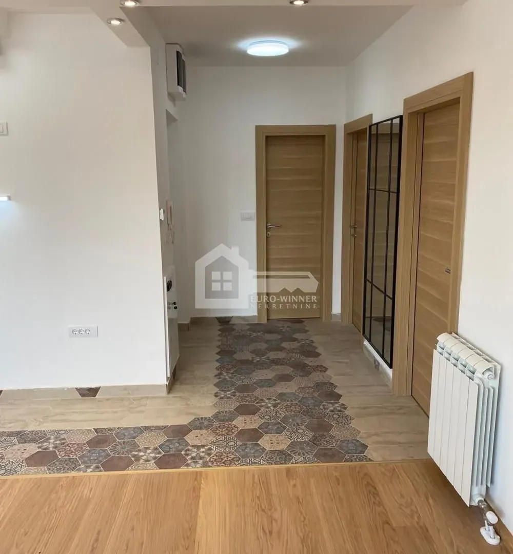 Izdavanje, trosoban stan, 63m², Palilula Sve Podlokacije, Beograd