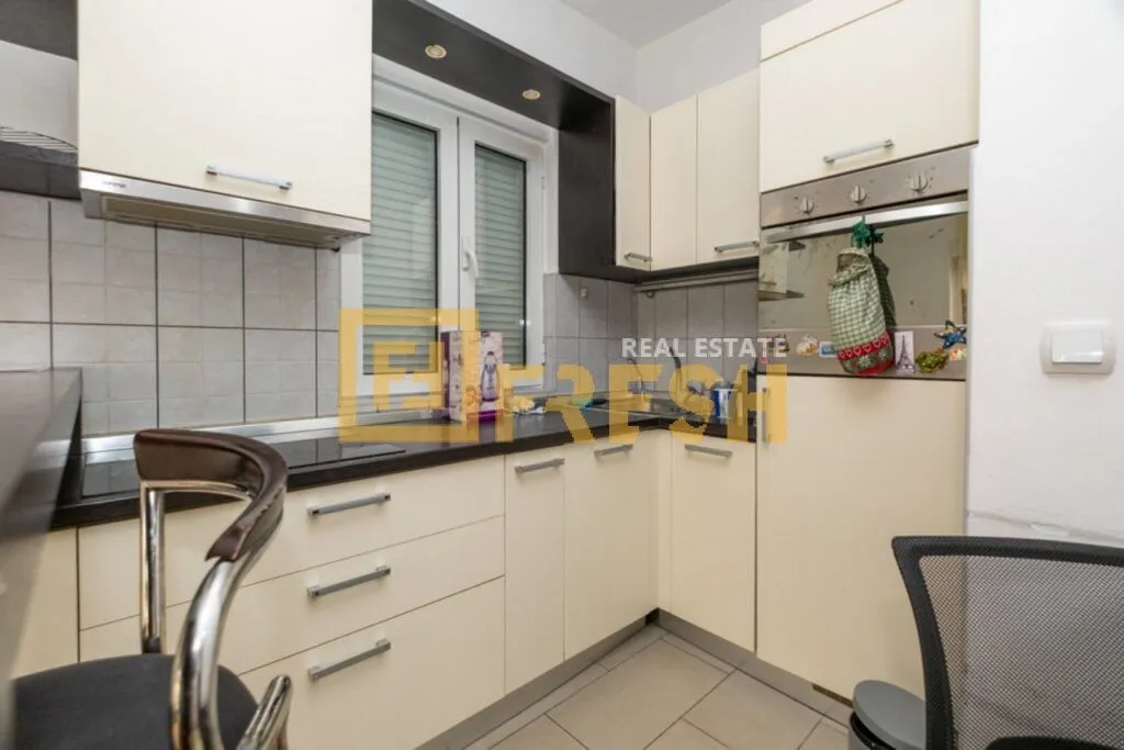 Prodaja, dvosoban stan, 50m², Tološi, Podgorica