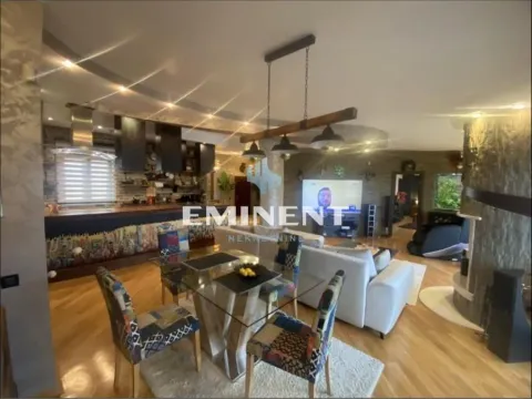 Izdavanje, trosoban stan, 165m², Vračar Hram, Vračar Sve Podlokacije - image 2