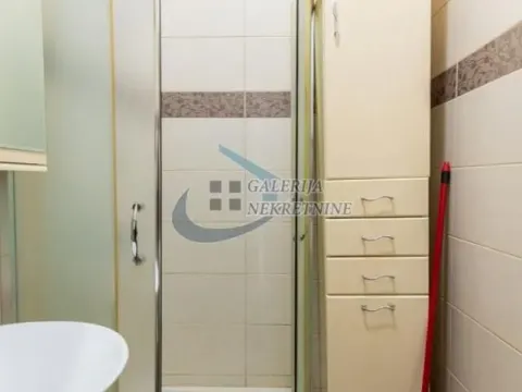 Prodaja, trosoban stan, 70m², Gundulićev Venac, Beograd - image 5