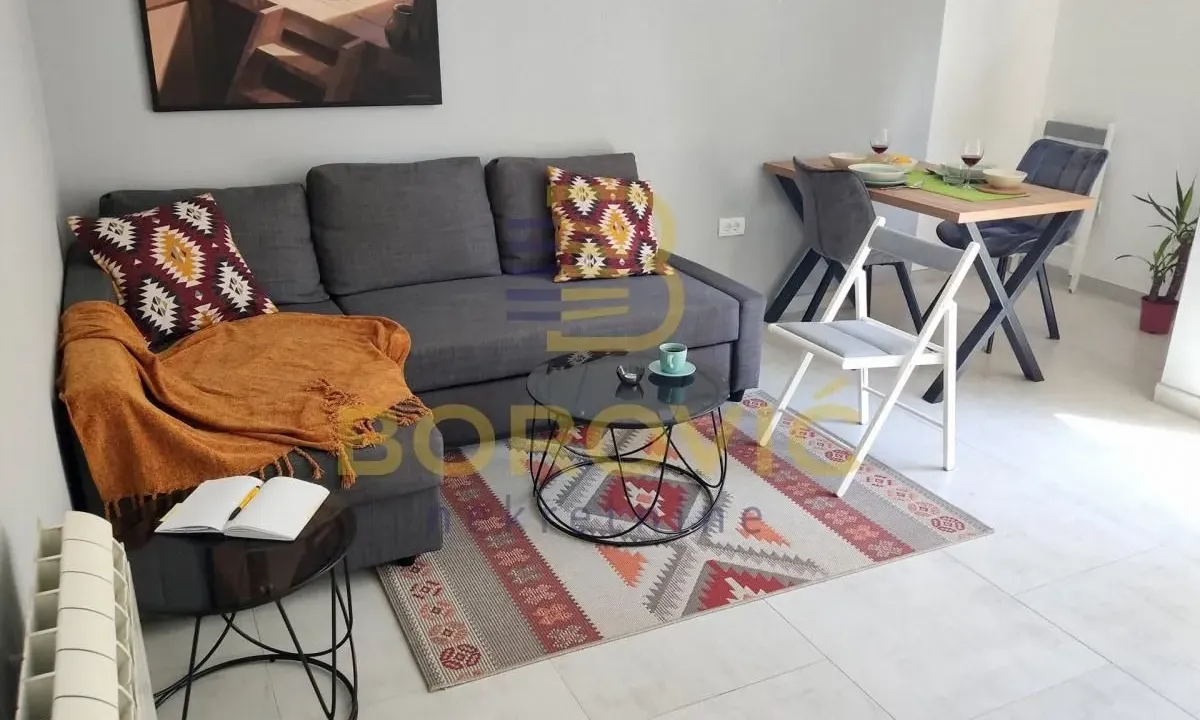 Sale, two bedroom apartment, 48m², Skadarlija, Beograd