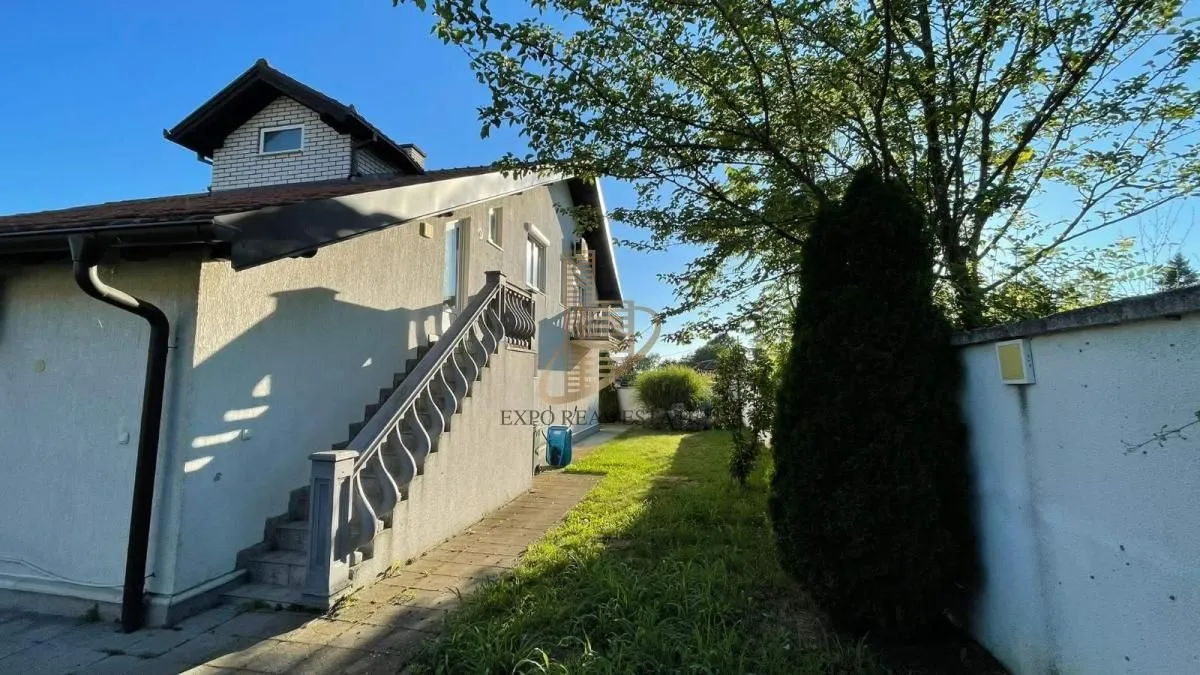 Sale, house, 355m², Djurinci, Sopot