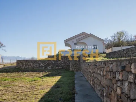 Prodaja, kuća, 250m², Ostalo, Podgorica - image 4