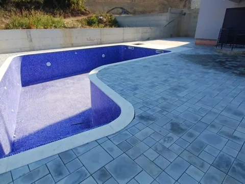 Sale, one bedroom apartment, 60m², Pinješ, Ulcinj - image 9