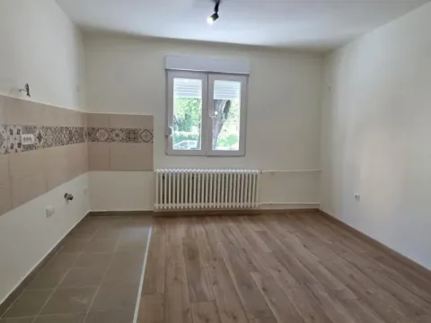 Prodaja, jednosoban stan, 37m², Sajmište, Novi Sad - image 7