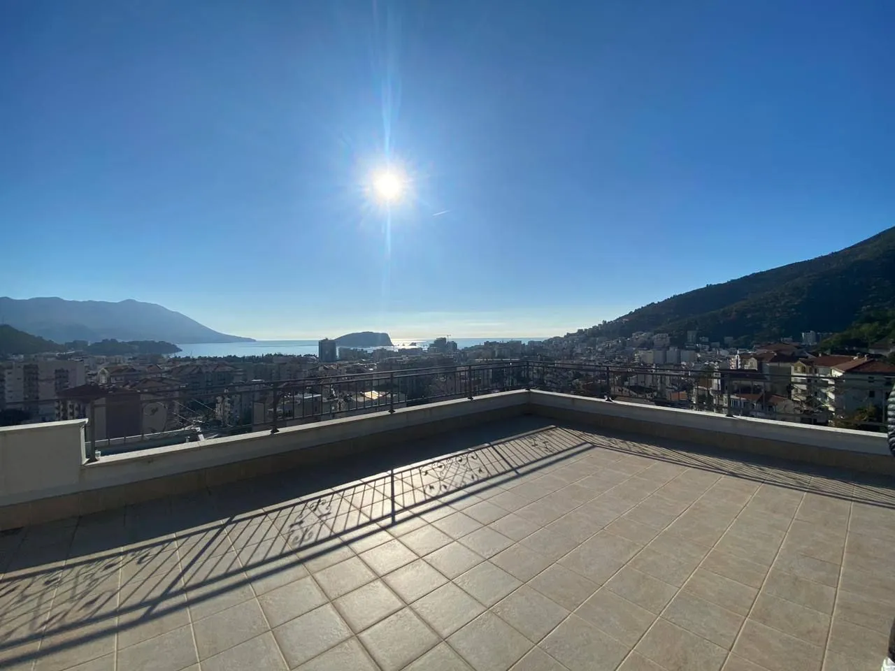 Sale, two bedroom apartment, 195m², Dubovica, Budva