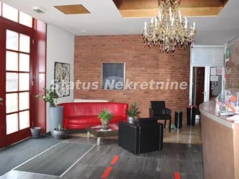 Prodaja, ugostiteljski objekat, 1150m², Kopaonik, Srbija - image 1