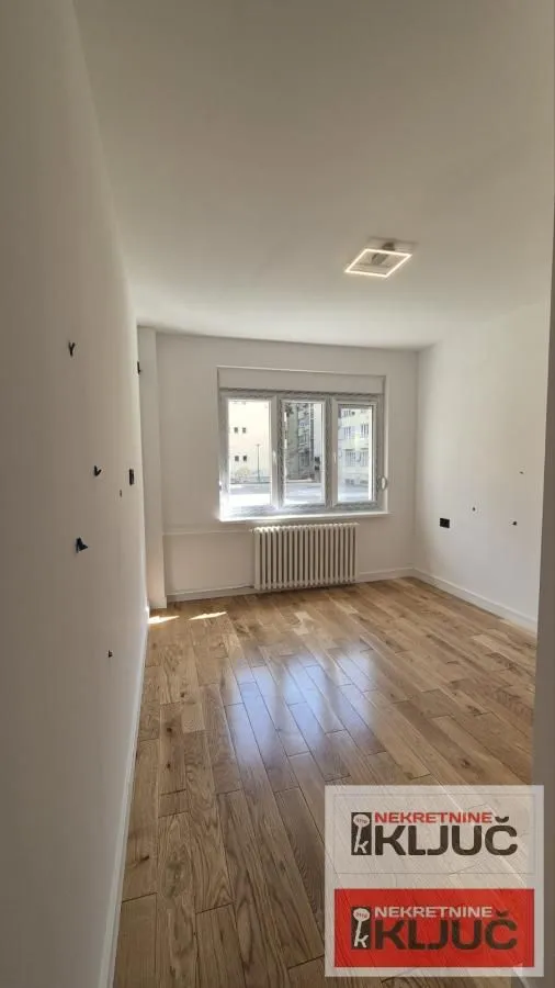 Prodaja, trosoban stan, 67m², Kej, Novi Sad Sve Podlokacije