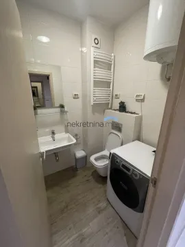Izdavanje, jednosoban stan, 43m², City Kvart, Podgorica - image 6