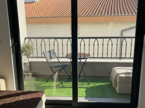 Sale, one bedroom apartment, 47m², Čeluga, Bar - image 5