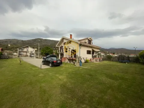 Prodaja, kuća, 200m², Zlatica, Podgorica - image 8