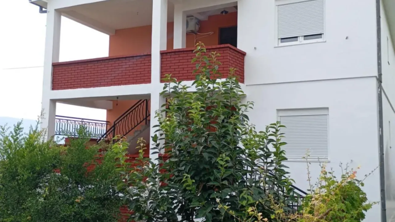 Prodaja, kuća, 237m², Topla, Herceg Novi