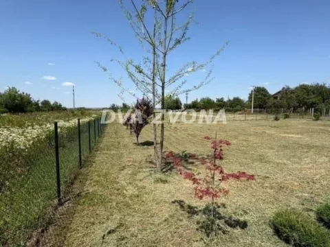 Prodaja, kuća, 82m², Krčedin, Inđija