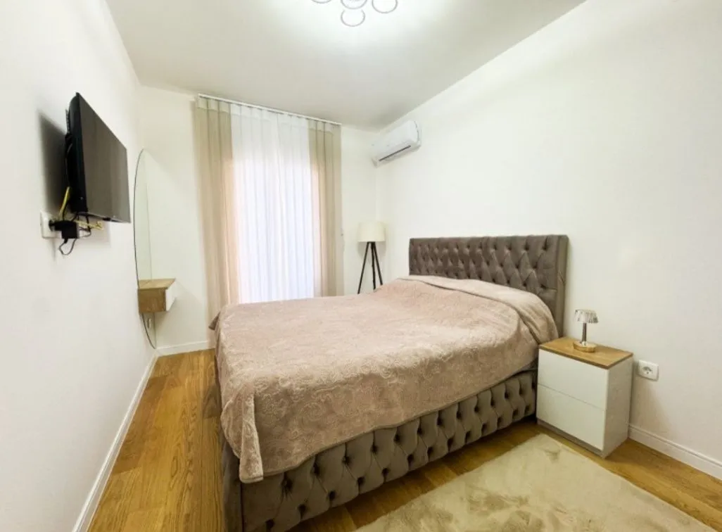 Prodaja, dvosoban stan, 70m², Central Point, Podgorica