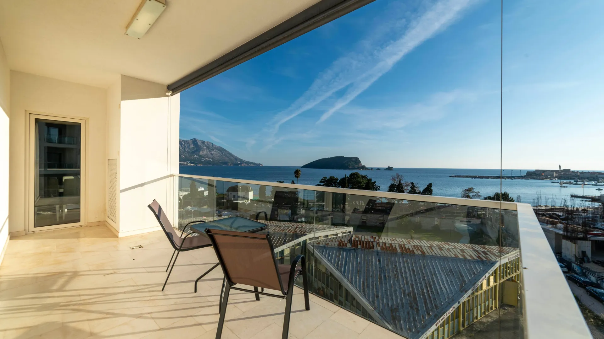 Sale, two bedroom apartment, 85m², Centar, Budva